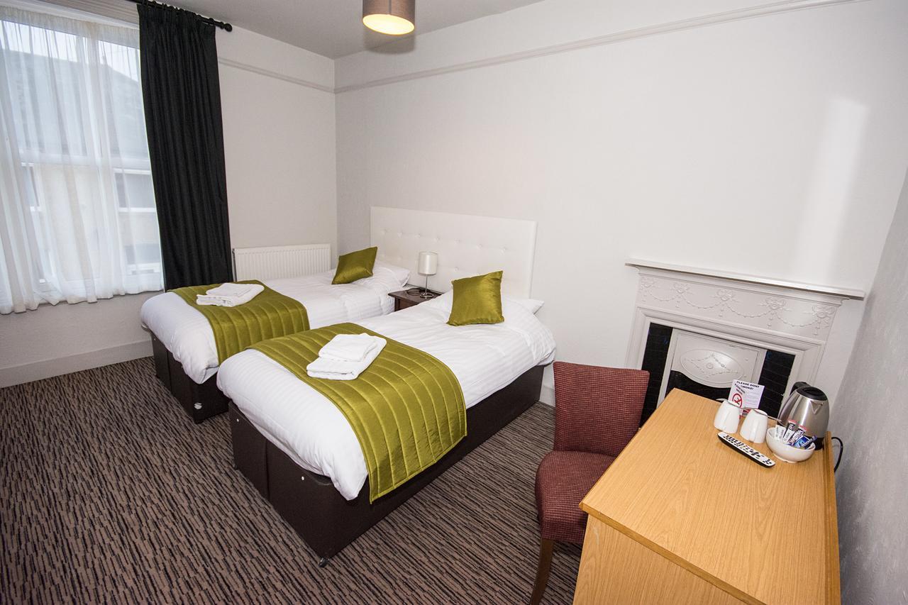 Fryatt Hotel & Bar Parkeston Extérieur photo